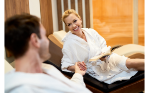 family couple 300 x 188 px